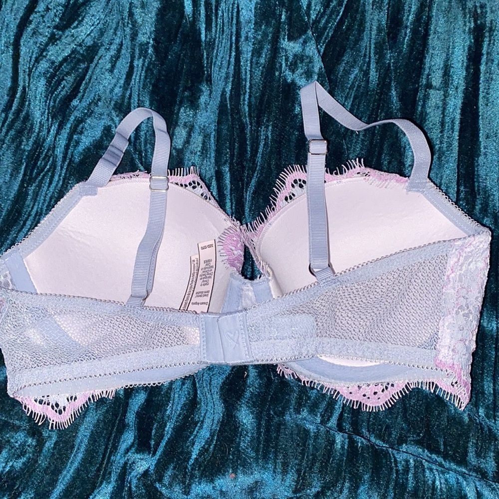 Victoria’s Secret Lace Lined Demi Bra Dream Angels - Picture 7 of 7